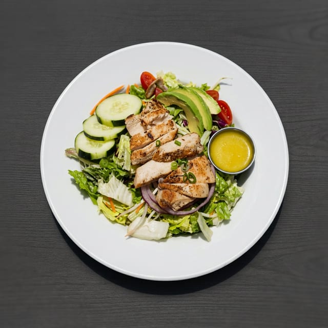 Zen’s Grilled Chicken Salad.